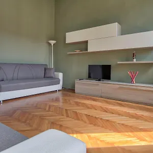 Apartment Theater Venice